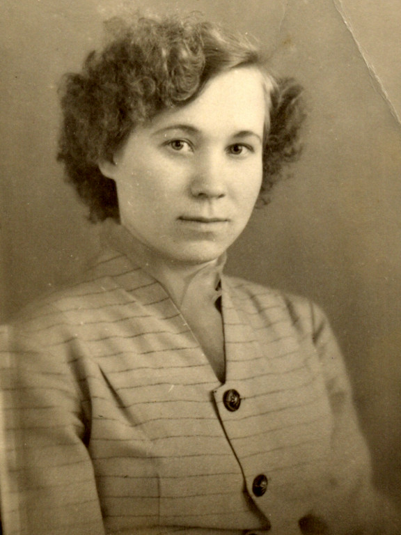 Белова Л.П., работница КБО, 1957